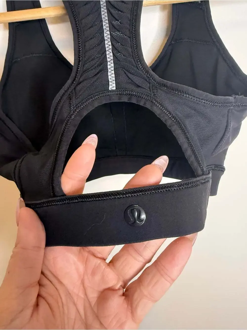 Lululemon Making Moves Bra black size 6